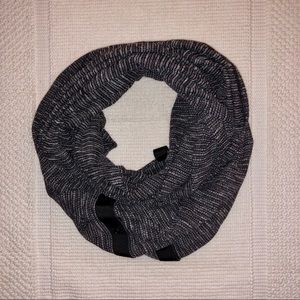 Lululemon Vinyasa Scarf